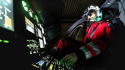 3_DRF Luftrettung_Cockpit NVG_credit DRF Luftrettung