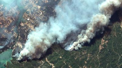 Satellite imagery of Turkey wildfires. Credit to Maxar Technologies.
