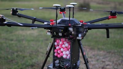 Drone Amplified drone equipped with Ignis chemical spheres