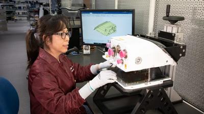 Universal Avionics creates repair capability for enhanced vision cameras