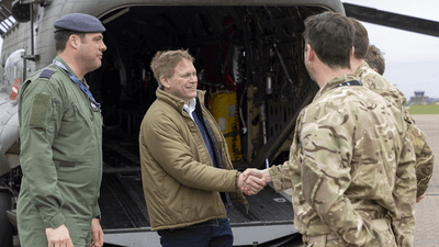 UK Chinooks order