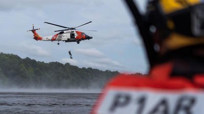 P1AR USCG image