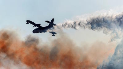 Firefighting plane