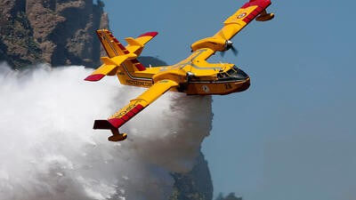 Viking completes amphibious aircraft acquisition