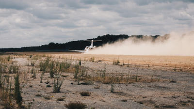 Pilatus PC-24 tackles unpaved runway