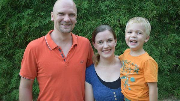  Matthias Geiger and Family: base manager, helicopter pilot and mechanic