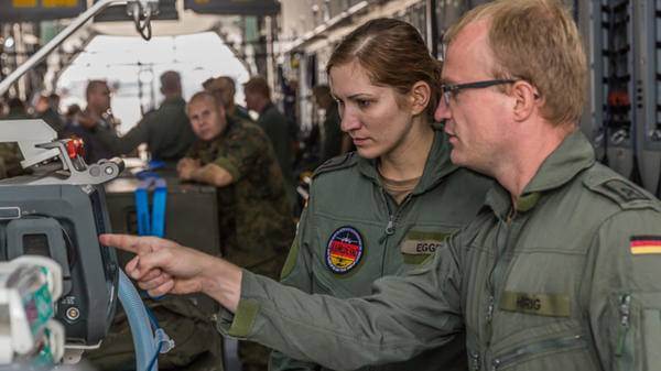 Luftwaffe A400M medical crew