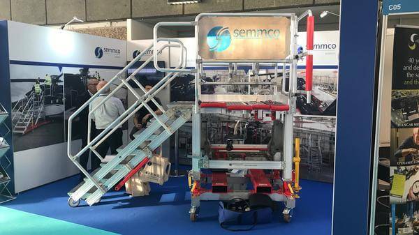 Semmco helicopter maintenance ladder
