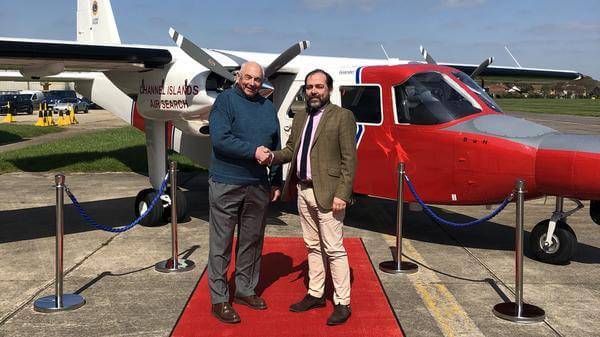 Captain Roger Dadd and Britten-Norman CEO William Hynett. Photo: Britten-Norman