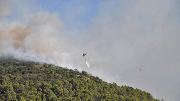 fire fighting helicopter spain