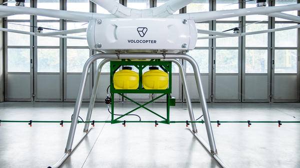 Volodrone with John Deere sprayer application