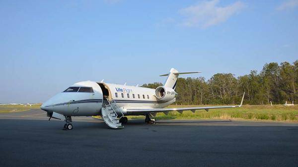 Challenger 604