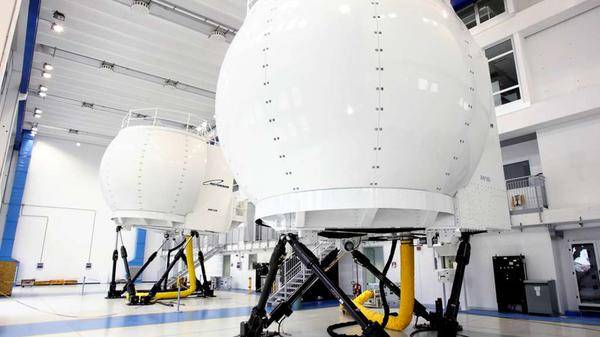CAE flight simulator