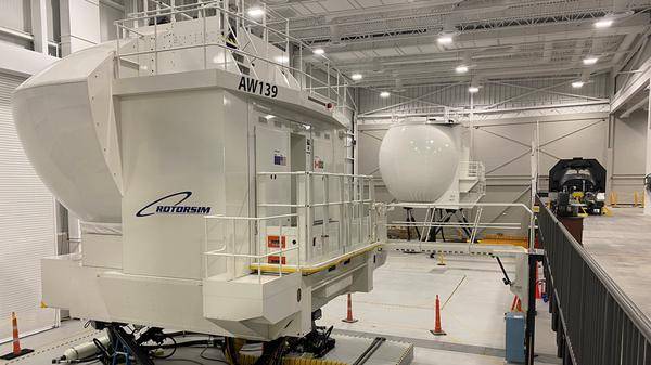 Flight simulator Leonardo