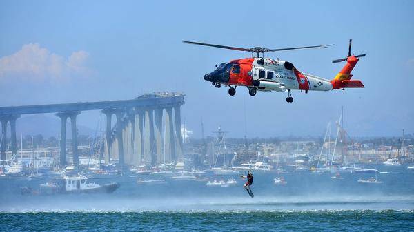 A demonstration of the Sikorsky MH 60T