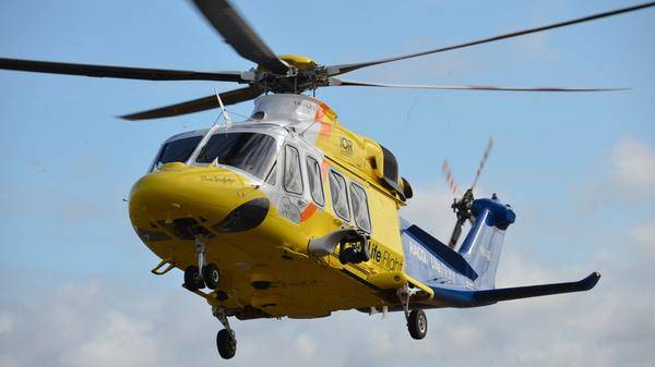 9.-Photo-RACQ-LifeFlight-Rescue-helicopter