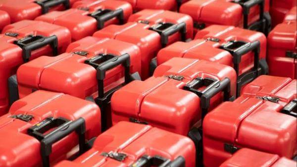 Image of red Fotokite pelican cases