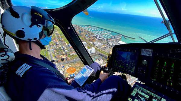 Jop flying helicopter