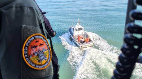 Aviation training boat