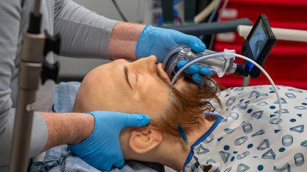 Manikin practice for paramedics