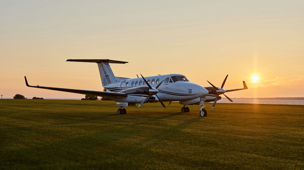 King Air 360
