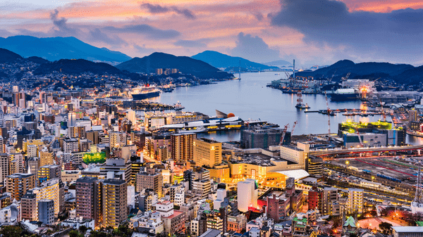 Nagasaki begins operation of second air ambulance helicopter service