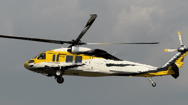 Airworks receives restricted-category UH-60L for firefighting operations in Spain