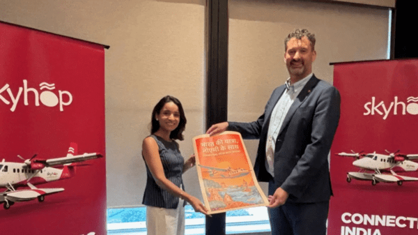 NOEMI Aerospace and SkyHop Aviation sign document