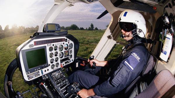 pilot helicopter helmet