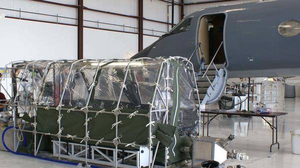 CDC flies ebola doctor back to US