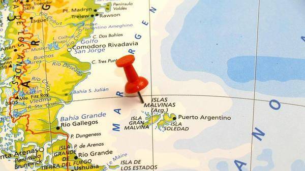 UK MoD awards AAR Falklands SAR contract