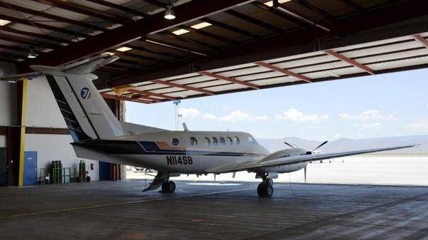 SevenBar Aviation makes donation to MedEvac Foundation